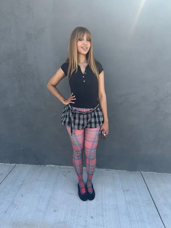 PinkPantheress outfit in Tank Air Studio, Blondita, and Balenciaga, 2025