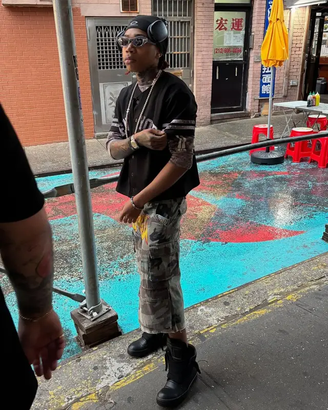 Chuckyy outfit in Bravest Studios, Rick Owens, and Apple, 2025