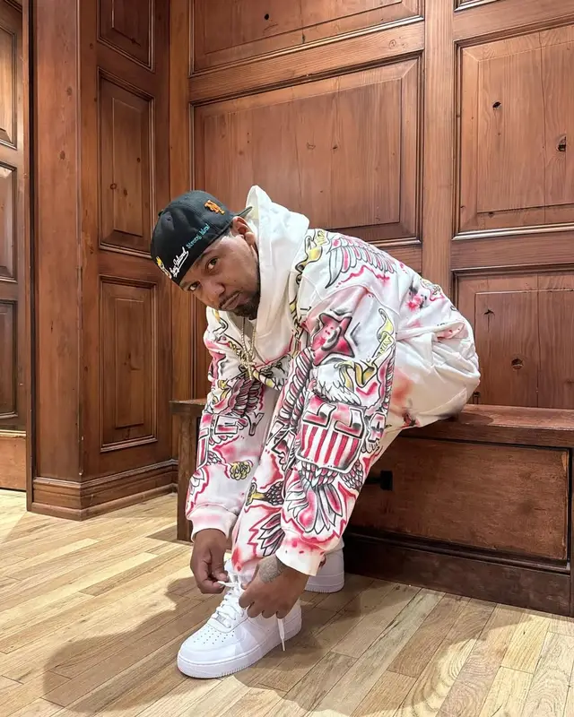 Juelz Santana outfit in Vale Forever, Nike, and Ceo Slow, 2025