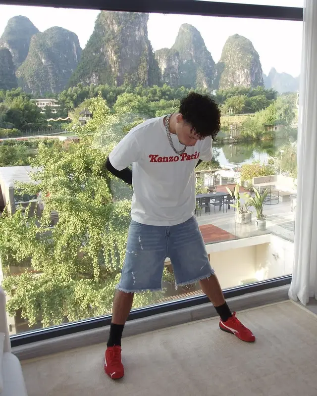 Lil Mosey outfit in Kenzo, Gallery Dept., and Balenciaga, 2025