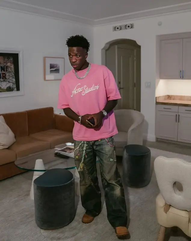 Vinicius Jr outfit in Acne Studios and Timberland, 2025