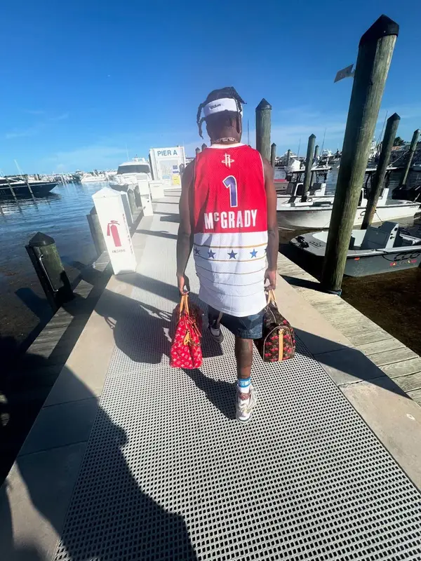 Sauce Walka outfit in Reebok, Wilson, and Vintage, 2025