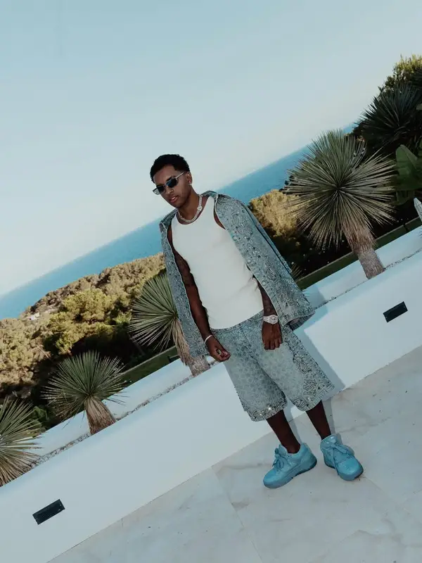 Rodrygo outfit in Amiri and Off-White, 2025
