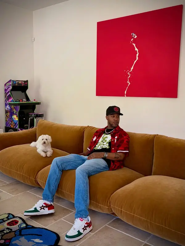 Kid Cudi outfit in Bape, Audemars Piguet, and New Era, 2026