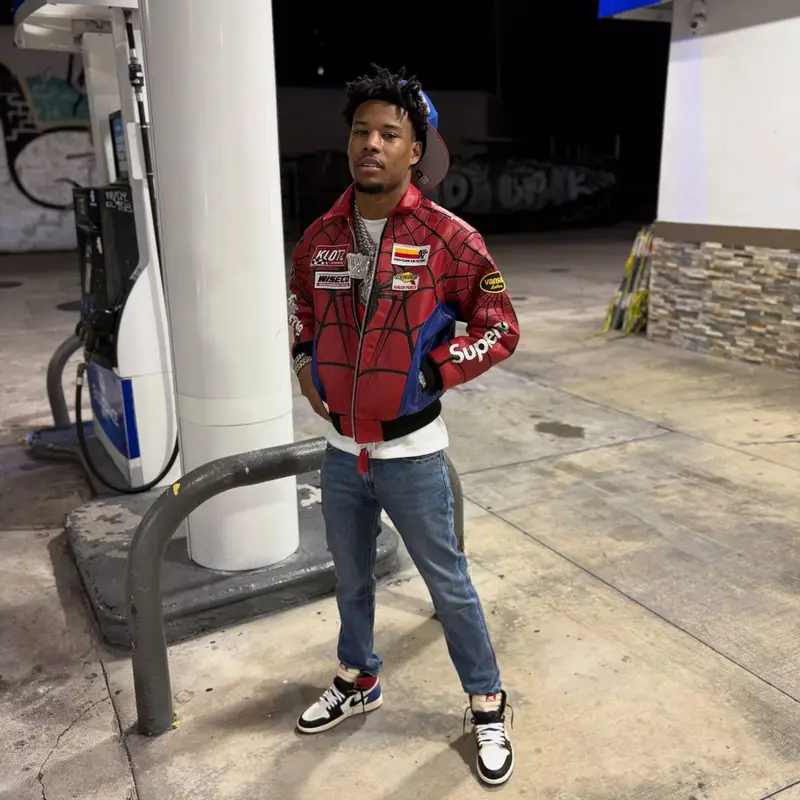Nardo Wick outfit in Supreme, Levi’s, and New Era, 2026