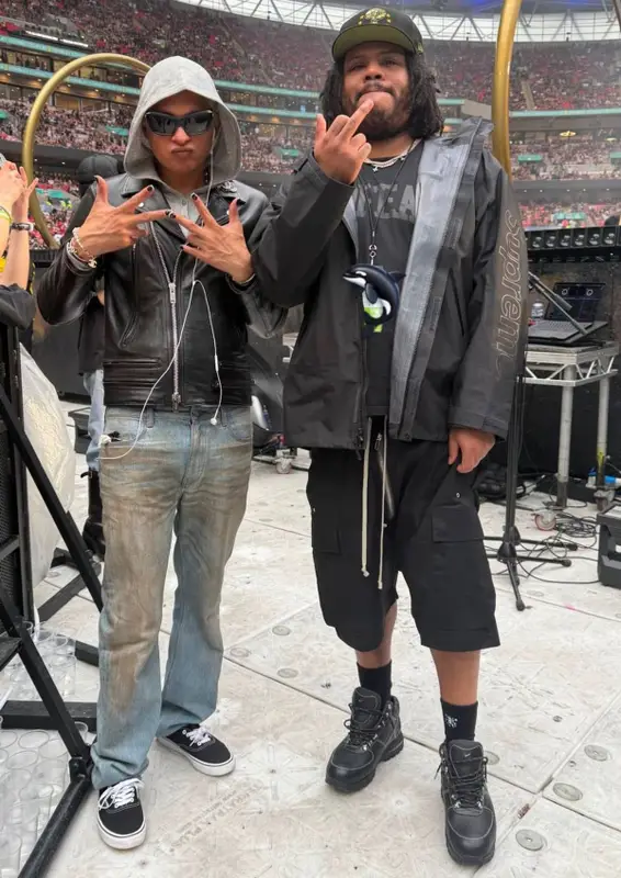 Gab3 outfit in Undercover, Vans, and Chanel, 2026