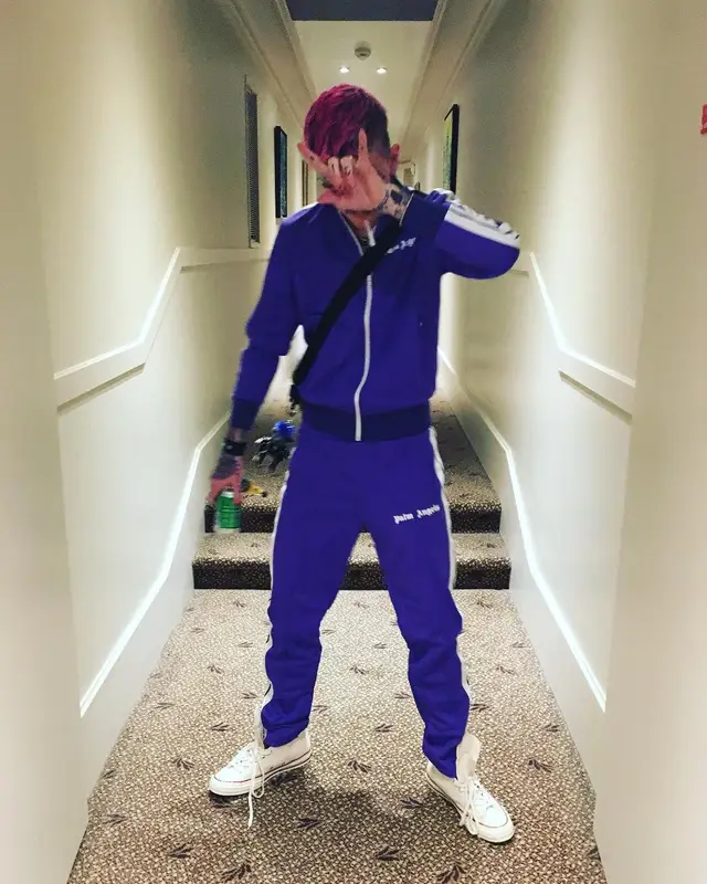 Lil Peep outfit in Palm Angels and Converse, 2017