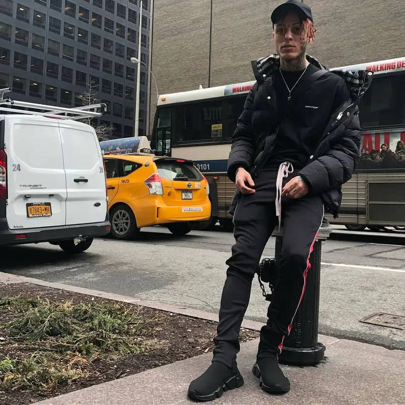Lil Skies outfit in Burberry, Balenciaga, and EPTM, 2018