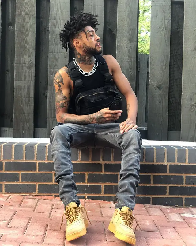 Scarlxrd outfit in Asos Design, Junya Watanabe, and Sijueam, 2019