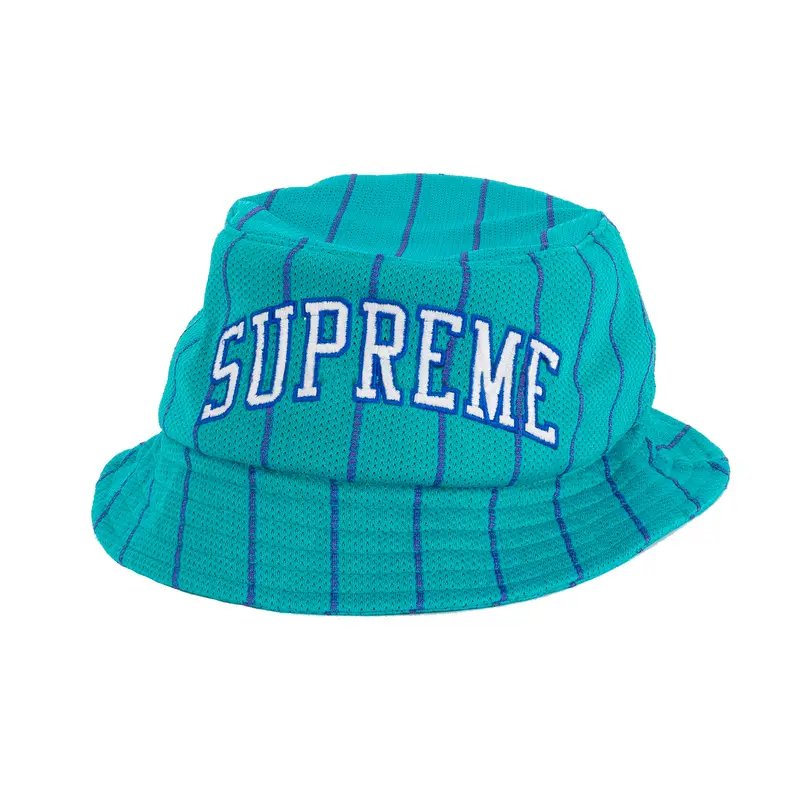 Supreme Stripe Mesh Crusher Hat | WHAT'S ON THE STAR?