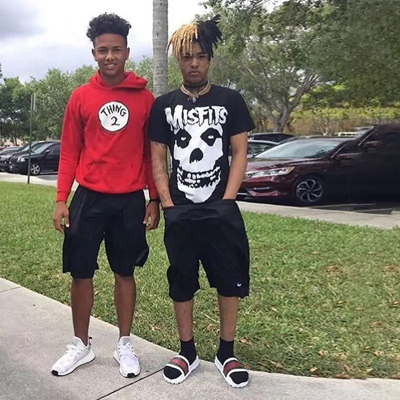 XXXTentacion outfit in Misfits, Nike, and Hanes, 2017