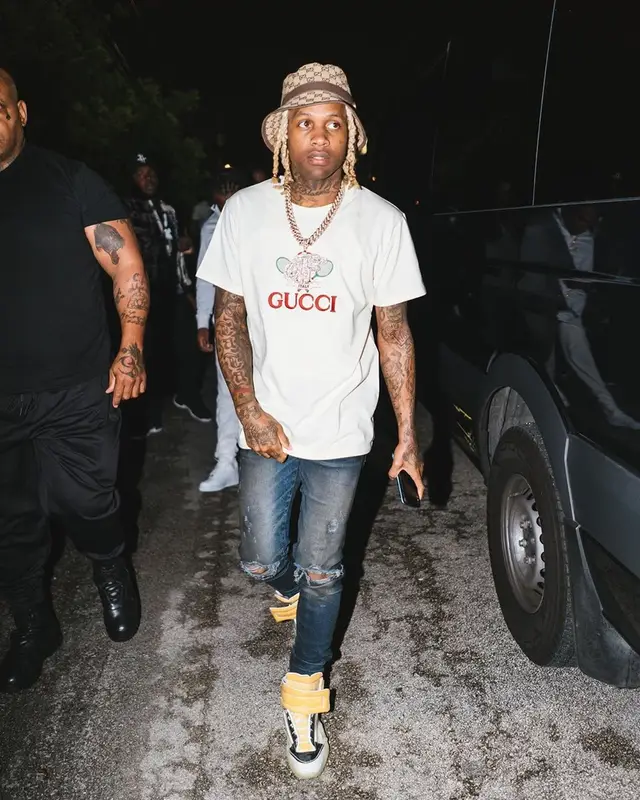 Lil Durk outfit in Amiri, Maison Margiela, and Gucci, 2019