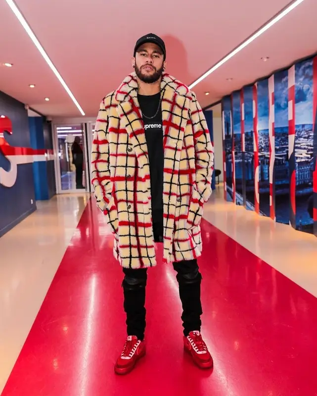 Neymar outfit in Supreme, Nike, and Jean Paul Gaultier, 2019