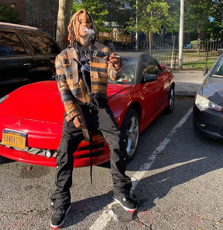 Lil Gnar outfit in Maison Margiela, Gnarcotic, and H&M, 2019