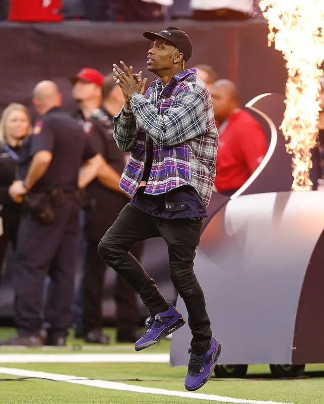 Travis Scott outfit in Natasha Zinko, Nike, and Travis Scott Merch, 2020