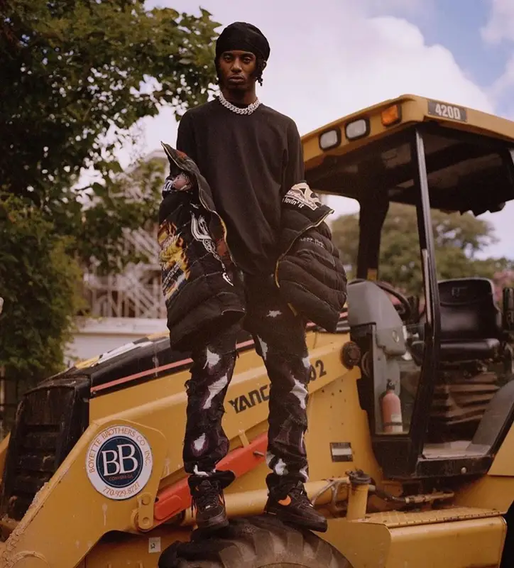Playboi Carti outfit in Dogma, Independent, and Vlone, 2020