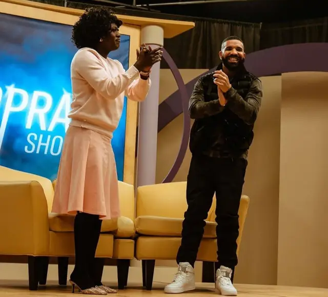 Drake outfit in 1017 Alyx 9SM, Supreme, and The North Face, 2020