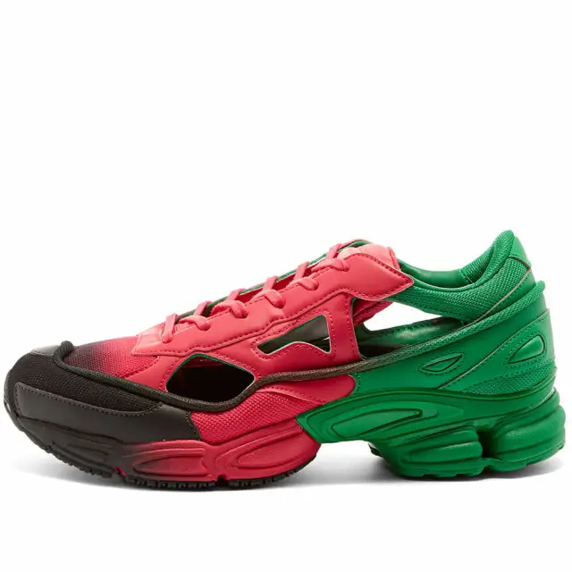 Operation possible about Cursed Adidas × Raf Simons Replicant Ozweego Sneakers | WHAT'S ON THE STAR?