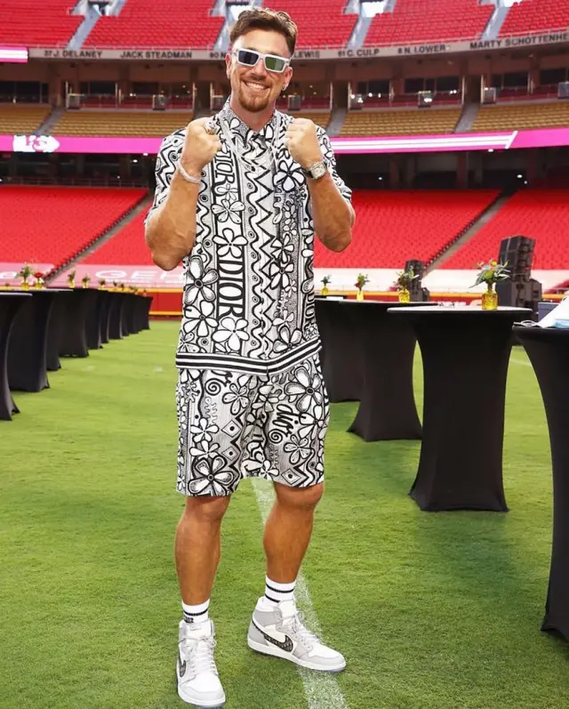 Travis Kelce outfit in Dior, Louis Vuitton, and Homebred Legends, 2020