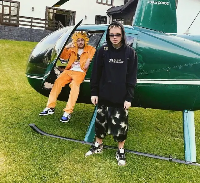 Элджей outfit in Yohji Yamamoto, Nike, and Travis Scott Merch, 2020
