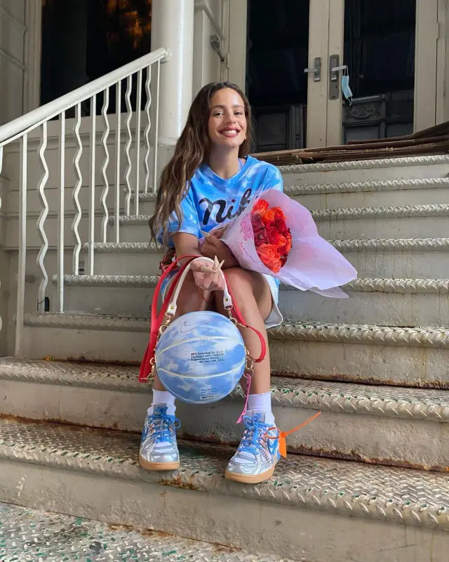 zzzzzz outfit in Nike, Off-White, and Tomme, 2020