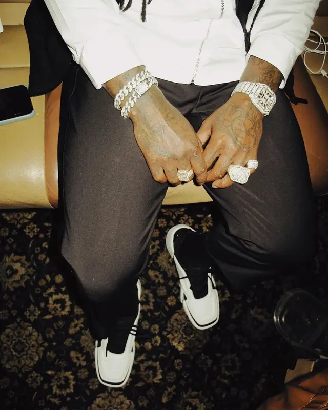 Jacquees outfit in Prada, 2021