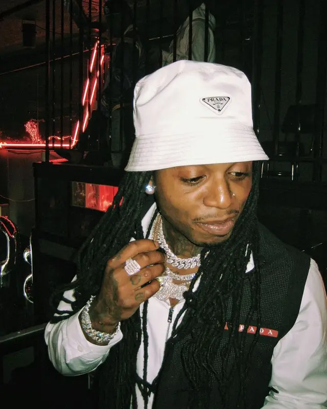 Jacquees outfit in Prada, 2021