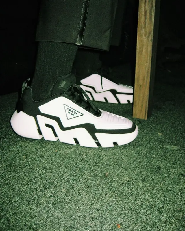 Jacquees outfit in Prada, 2021