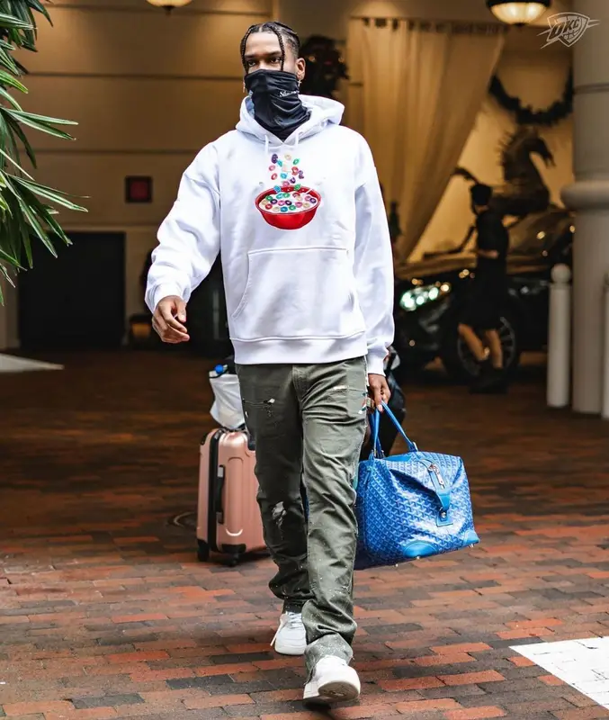 Shai outfit in Nike, Goyard, and Off-White, 2021