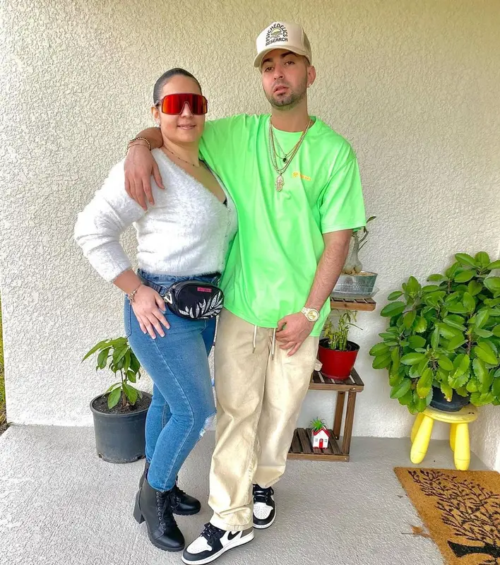 Justin Quiles outfit in Burberry and Urban Outfitters, 2020