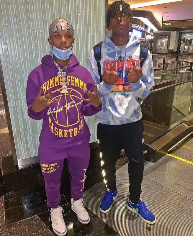 Toosii outfit in Homme + Femme and Jordan, 2021