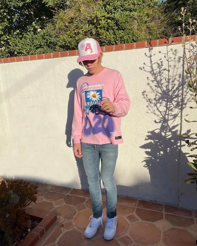 The Kid Laroi outfit in Raiment, Nike, and Ecosys La, 2021