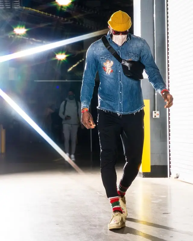 LeBron James outfit in Dolce & Gabbana, Nike, and Gucci, 2021