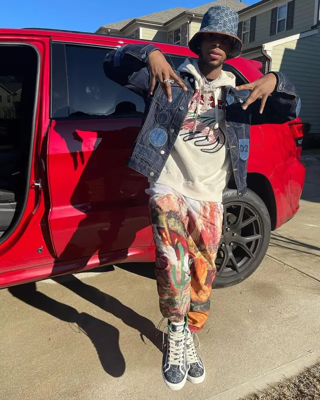 Toosii outfit in Dsquared2, Palm Angels, and Gucci, 2021