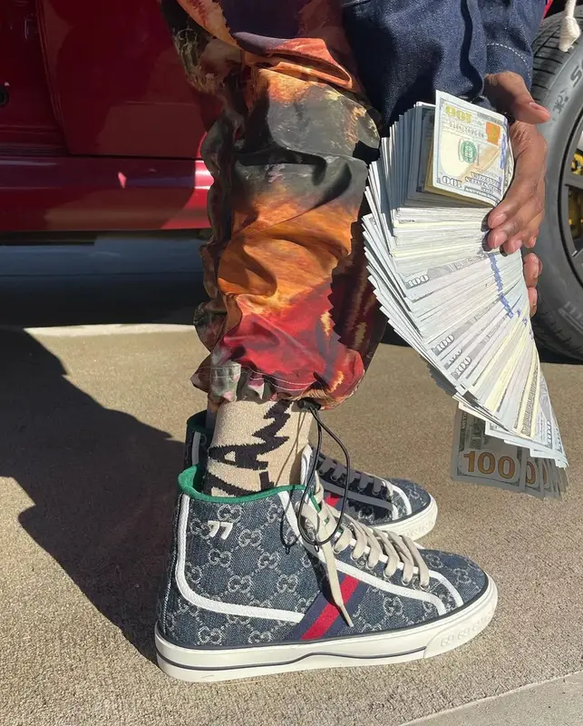 Toosii outfit in Dsquared2, Palm Angels, and Gucci, 2021