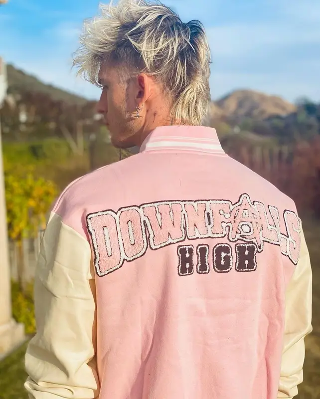 Machine Gun Kelly outfit in Shmeel, 2021