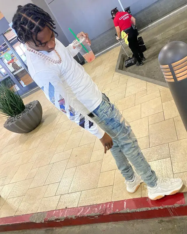 Lil Tjay outfit in Off-White and Amiri, 2021
