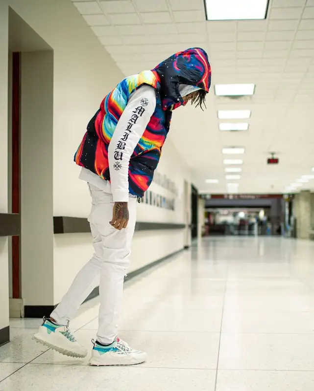 NLE Choppa outfit in SoleBoy and Off-White, 2021