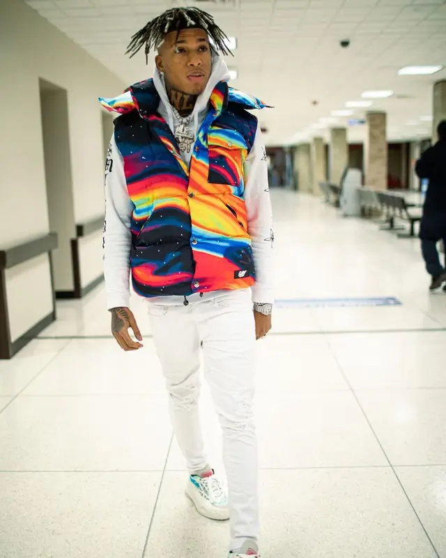 NLE Choppa outfit in SoleBoy and Off-White, 2021