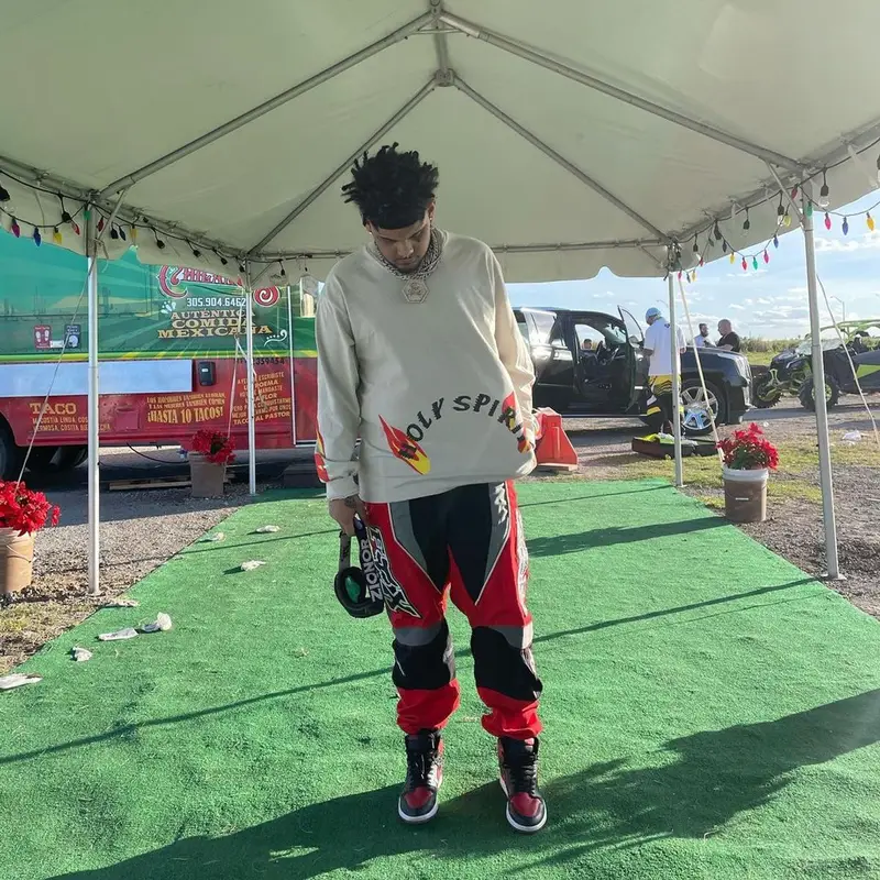 Smokepurpp outfit in Kanye West Merch, Fox Racing, and Nike, 2021