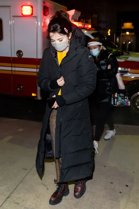 Selena Gomez outfit in Canada Goose, Veronica Beard, and Jennifer Fisher, 2021
