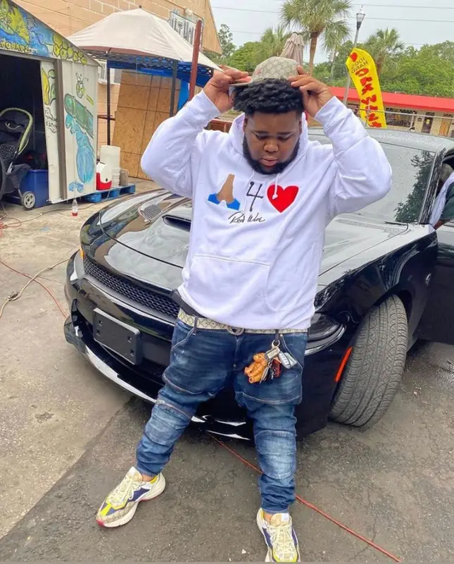 Rod Wave outfit in G-Star RAW and Gucci, 2021