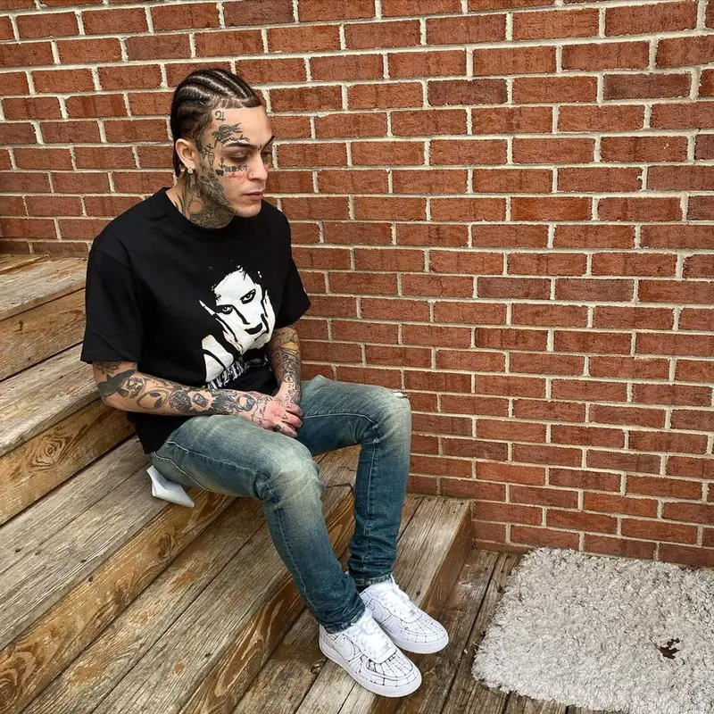 Lil Skies outfit in Confined Clothing, Purple Brand, and Drxp Clothing, 2021