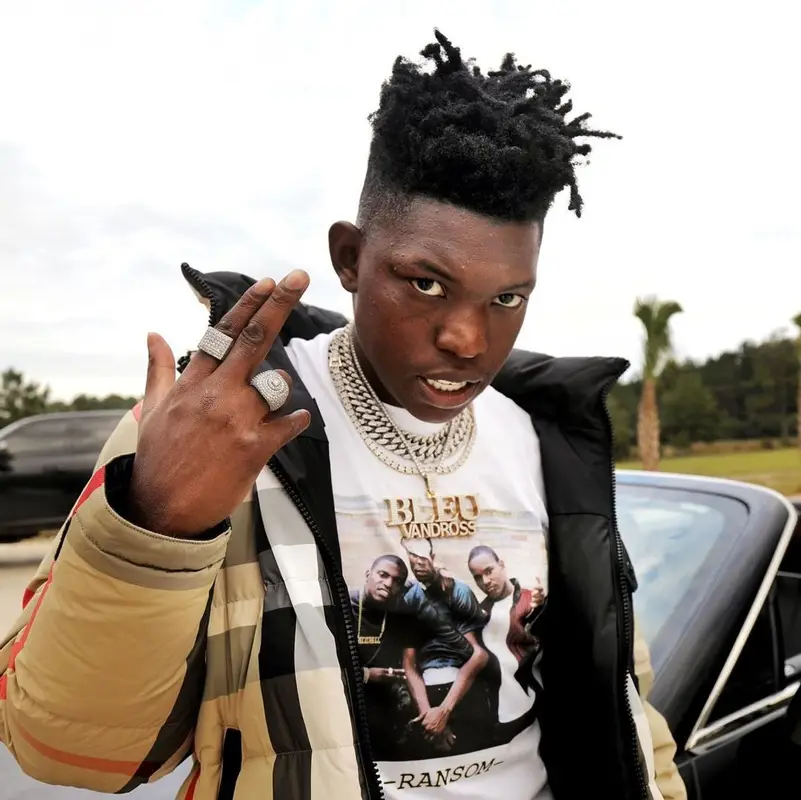 Yung Bleu outfit in Burberry and Gucci, 2020