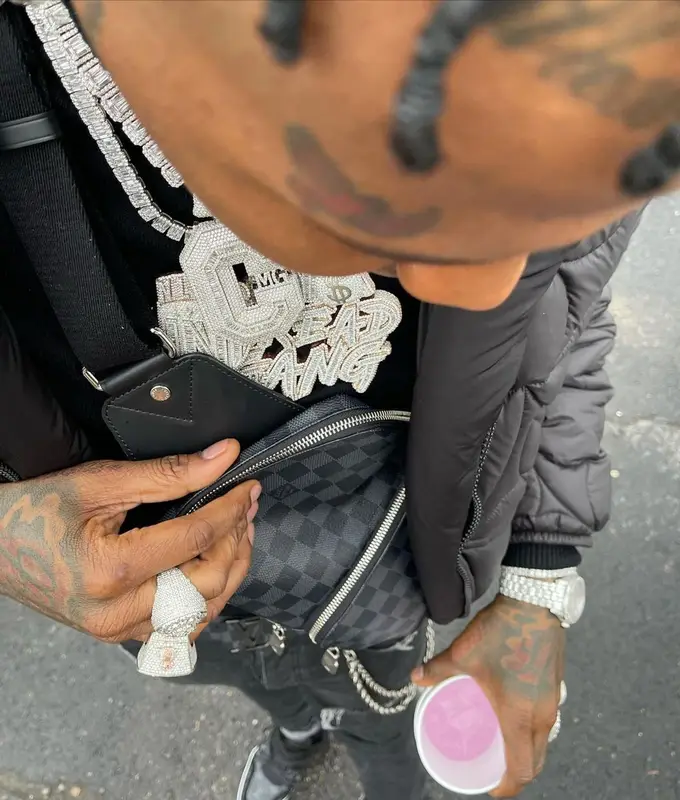 Moneybagg Yo outfit in Louis Vuitton, 2021