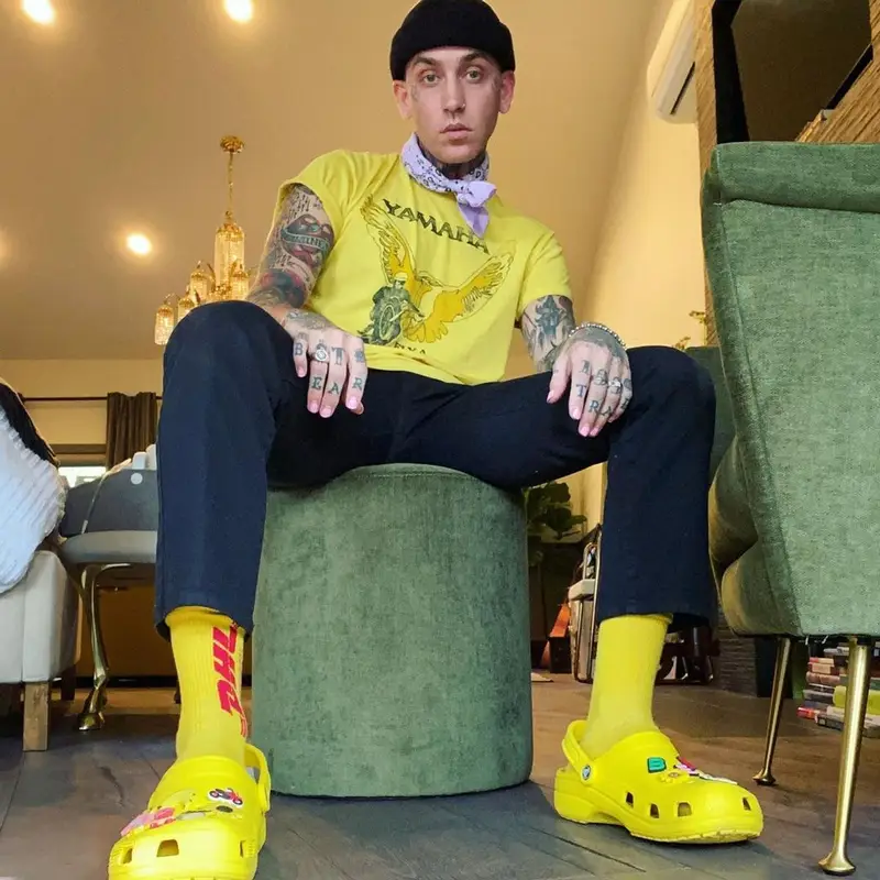 Blackbear outfit in Vintage, Reebok, and Vetements, 2020