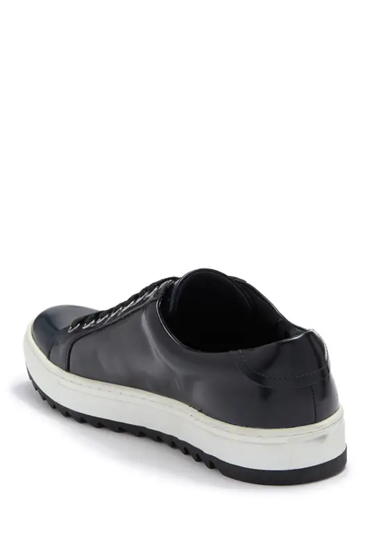 Karl Lagerfeld Laceless Sneaker In Navy $225