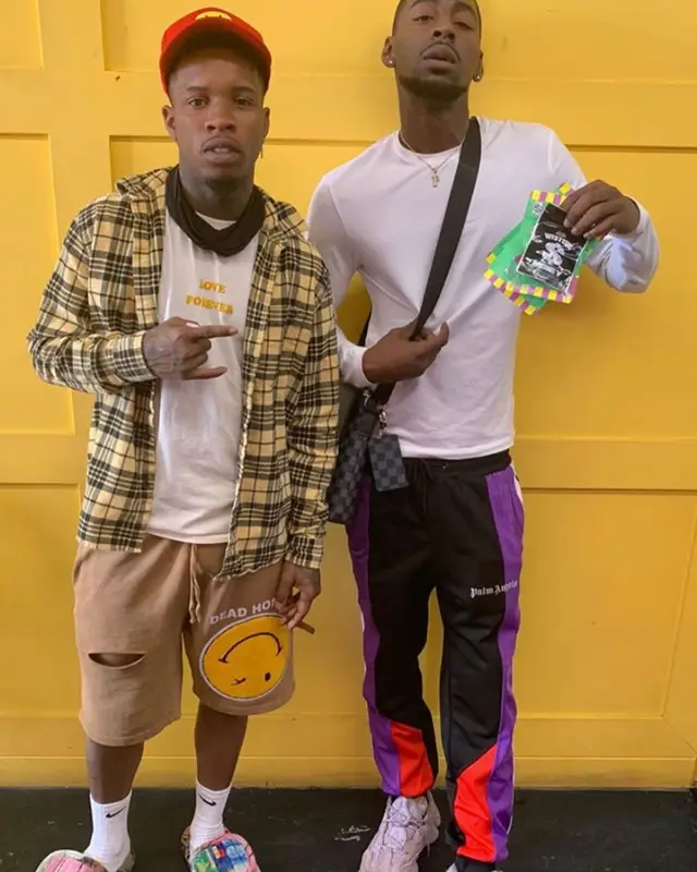Tory Lanez outfit in Dead Homies, 2021