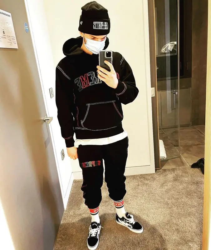 James Maddison outfit in Supreme, Leo Fortis, and Vans, 2021