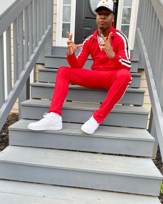 Lil Keed outfit in Modisch, Nike, and Morality., 2021